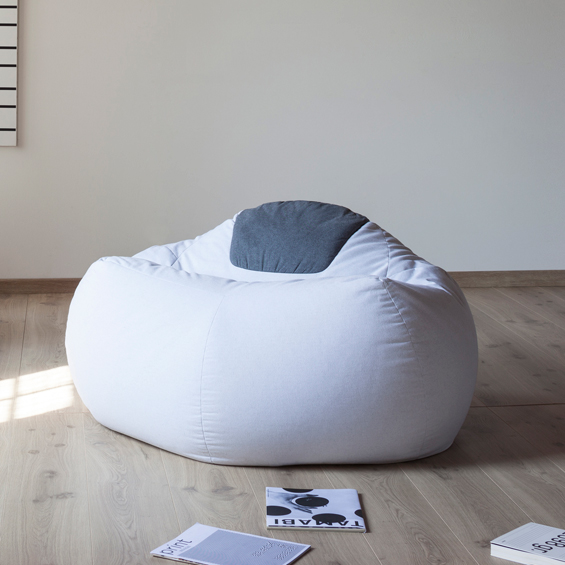 [Pouf] Alessandro Di Stefano : Onigiri 3644-architecture-design-muuuz-magazine-blog-decoration-interieur-art-maison-Alessandro-Di-Stefano-Pouf-Onigiri-Formabilio-riz-japon-assise-01