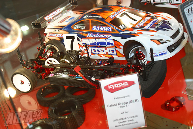 Des nouveau Sedans 190mm - 2013 Toy Fair Nuremberg Kyosho-TF-6-SP-Chrissi