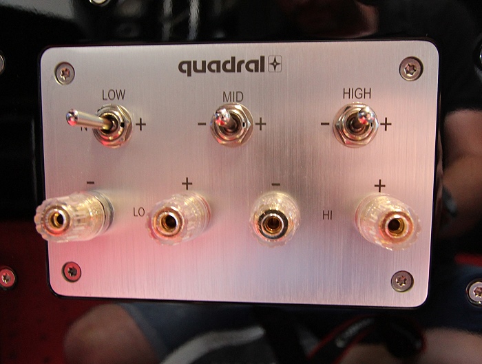 Pickupsound - Quadral Aurum-Titan-R9-Anschlussfeld