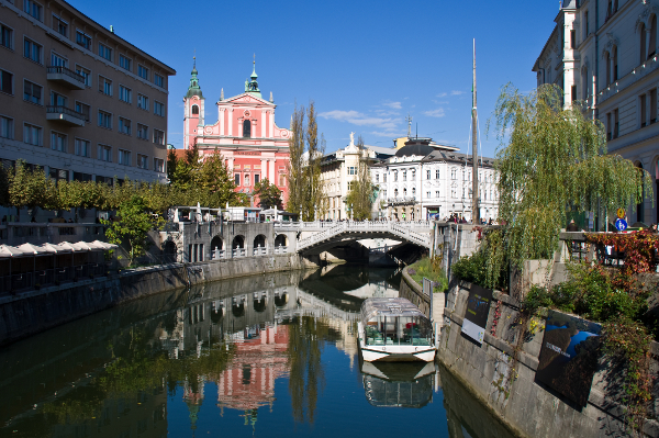 العدد الرابع عشر من مجلة شببلك  Slovenia