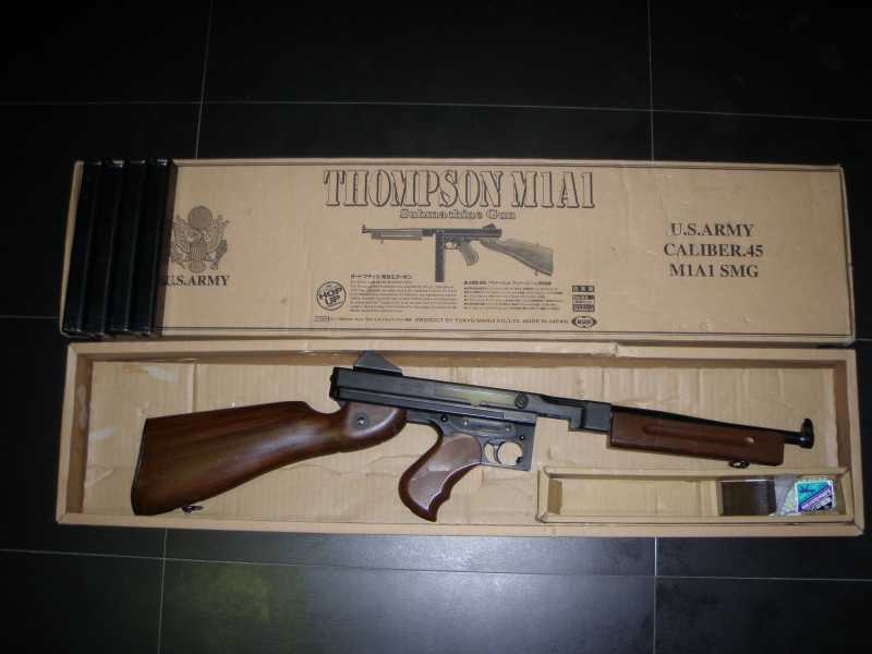 Vendo Thompson de MARUI WW2. REBAJADA A 175€ P1010095