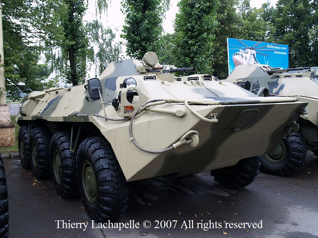 موسوعه ضخمه لمدرعات ودبابات الجيش الروسى ... خطير Btr70modified_01