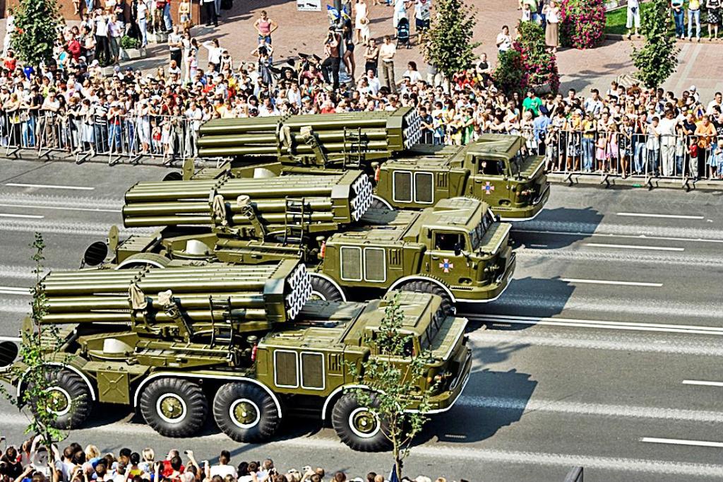 حصريا: أضخم موضوع عن:BM-27 \Uragan \الأوراغان قاذفات أعاصير نار جهنم عند الجيش العربي السوري   9p140_02