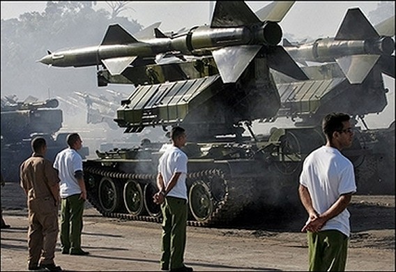 Armée Cubaine Armoured_Cuba_29112006_news_010