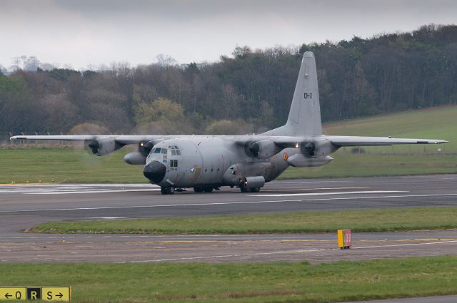 Francia prepara ataque en Africa Belgium_to_support_French_army_in_Central_African_Republic_with_military_transport_aircraft_C-130_640_001