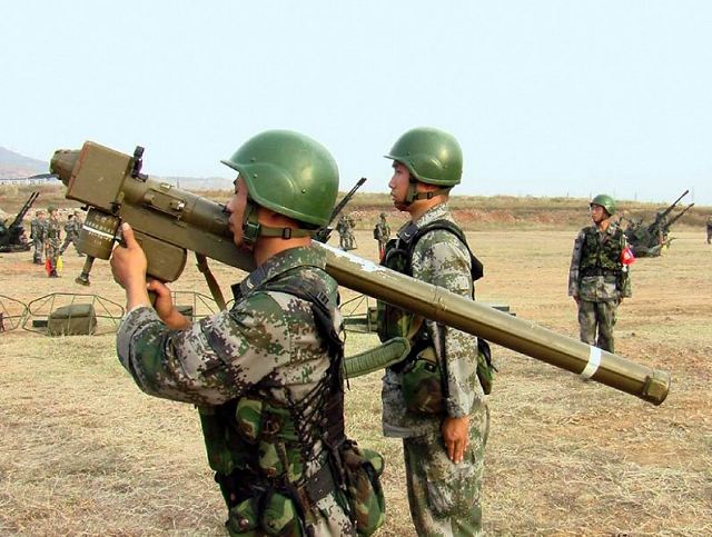 المضاد الصاروخي الجوي FN6 FN-6_portable_air_defense_missile_weapon_system_MANPADS_China_Chinese_army_defense_industry_004