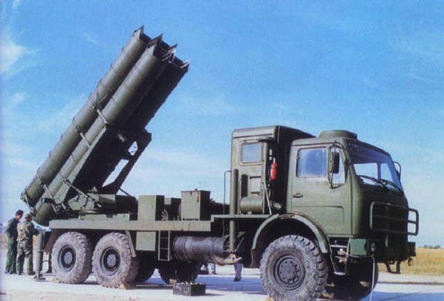 Les type W116 en vente sur Internet ... Ws-1_truck_multiple_rocket_launcher_system_chinese_China_army_640