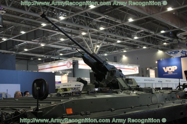 صور الجمعة 16 سبتمبر 2011 BMP-1_with_turret_DVK-30_30mm_CZ30_gun_IDET_2011_defence_exhibition_Czech_Republic_002