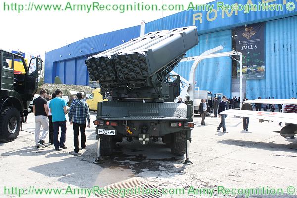 Armée Roumaine Larom_160mm_multiple_rocket_launcher_system_Romania_Romanian_army_004