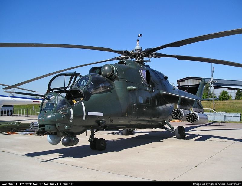 Hélicoptère de combat :: MI-24 Mii-35M_Hind_E_attack_helicopter_Russia_Russian_army_001