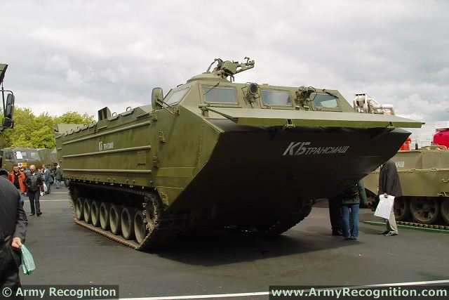 Russian Naval Infantry - Page 4 PTS-4_tracked_amphibious_armoured_vehicle_Russia_Russian_army_defense_industry_military_technology_640_002