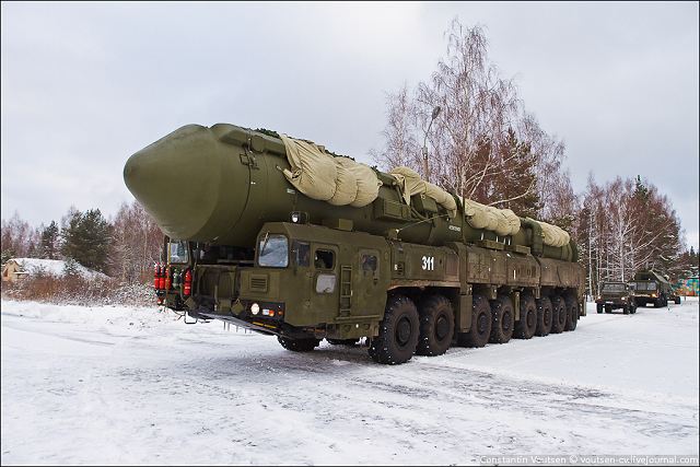 NUEVAS BATERIAS PARA LA DEFENSA RUSA RS-24_Yars_mobile_intercontinental_ballistic_missile_system_Russia_Russian_army_010