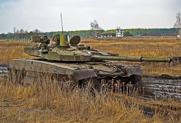 Char T-84 Oplot T-84_Oplot_main_battle_tank_Ukrainian_Ukraine_Morozov_037