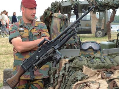 Armée Belge  Mag_FN_Herstal_machine_gun_mitrailleuse_lourde_Belgium_Belgian_Army_005