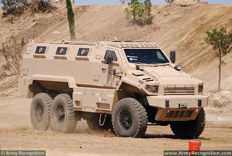 تغطية إعلامية ... معرض 2014 EUROSATORY بفرنسا Eurosatory_2014_live_demonstration_press_day_International_defense_and_security_exhibition_Paris_France_032