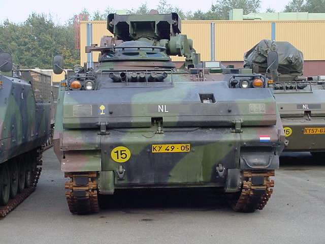 ما نوع هذه المدرعه Ypr_765_prat_tow_missile_anti-tank_light_tracked_armoured_vehicle_Netherlands_Dutch_Army_001