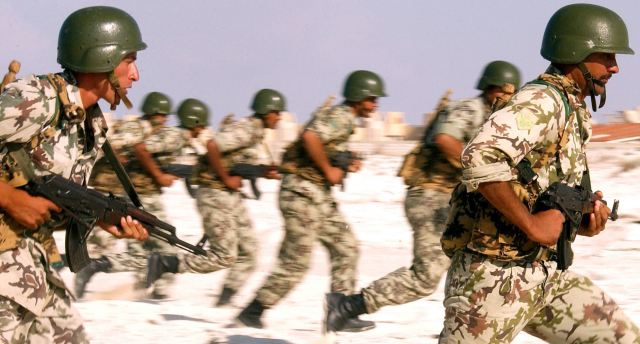 الحرب النفسيه فى العقيده المصريه Soldiers_Egypt_Egyptian_army_military_combat_field_uniforms_001