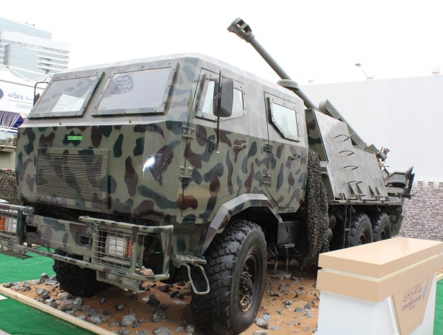 Armée Soudanaise - Page 2 Military_Industry_Corporation_s_Khalifa_1_self_propelled_howitzer_displayed_for_the_first_time_at_IDEX_001