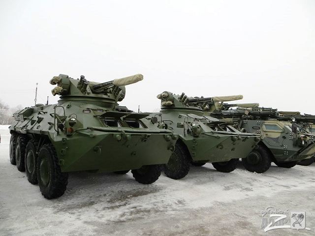 الجيش الاوكراني يستلم 100 دبابه ومدرعه جديده  BTR-3E1_Ukraine_armed_forces_has_received_100_new_armoured_vehicles_and_main_battle_tanks_640_001