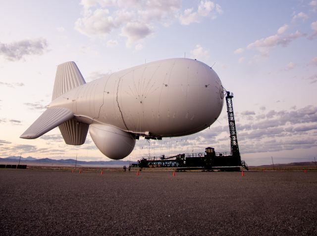 صفقة بحوالي مليار دولار للعراق - صفحة 3 Iraq_to_purchase_Aerostats_and_Rapid_Aerostat_Initial_Deployment_tower_systems_from_United_States_640_001