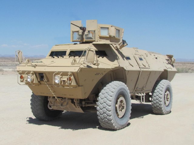 العراق يشتري مدرعات Commando Select من شركة Textron الامريكيه  Textron_Systems_to_provide_Commando_Select_armored_personnel_carriers_to_Iraq_and_Columbia_640_001