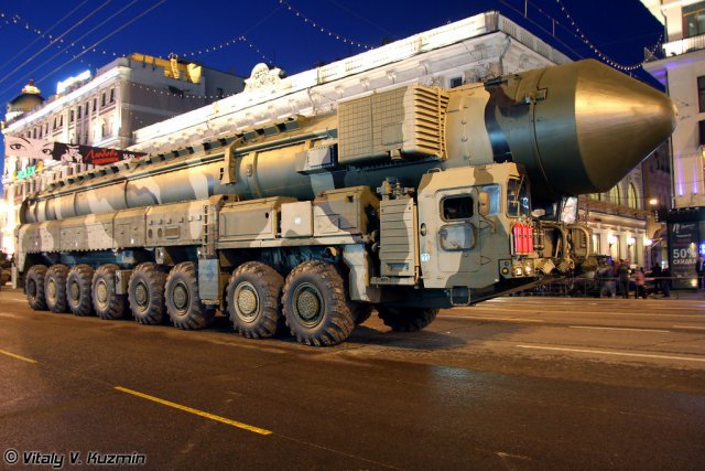 Topol-M (SS-27): - Page 2 Strategic_Topol-M_missile_successfully_hits_conditional_target_in_Kamchatka_640_001