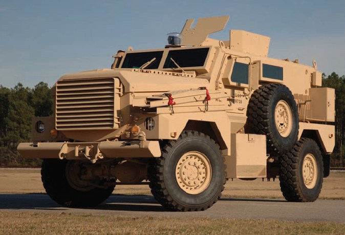 Suppositions : futurs achats des FAR - Page 30 Cougar_wheeled_armoured_vehicle_4x4_US_army_002