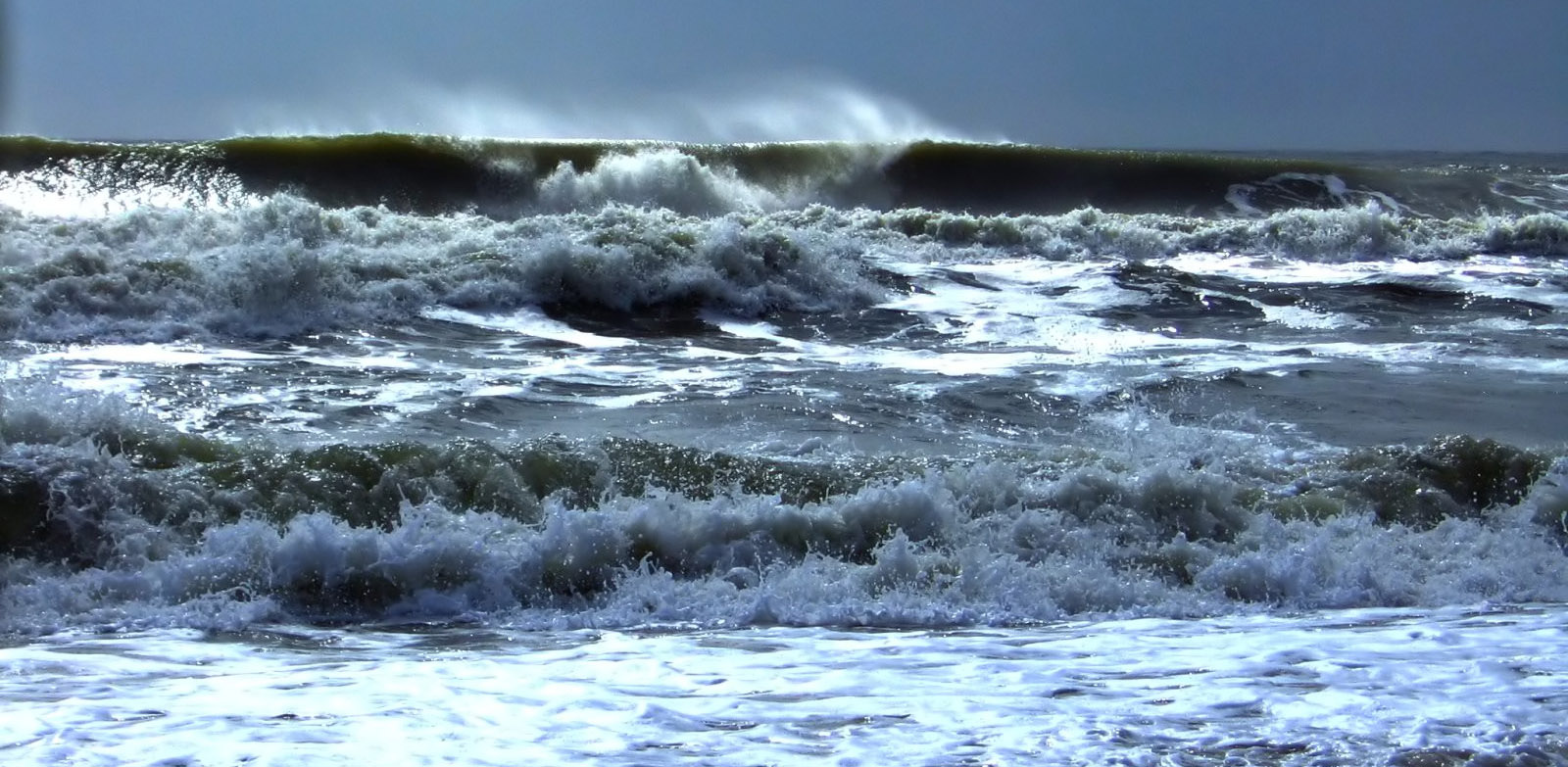 QUANT'E' BELLA LA NATURA !!! Mare%20in%20tempesta