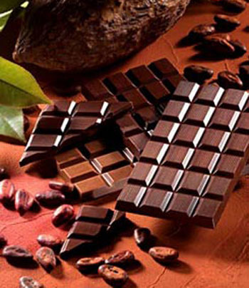 10 أسباب لتحب أكل الشوكولا 414p