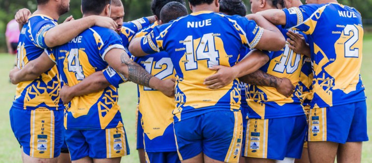 Le rugby à Niue dans la réalité: photos 555810_476237595757009_1763362769_n-750x330