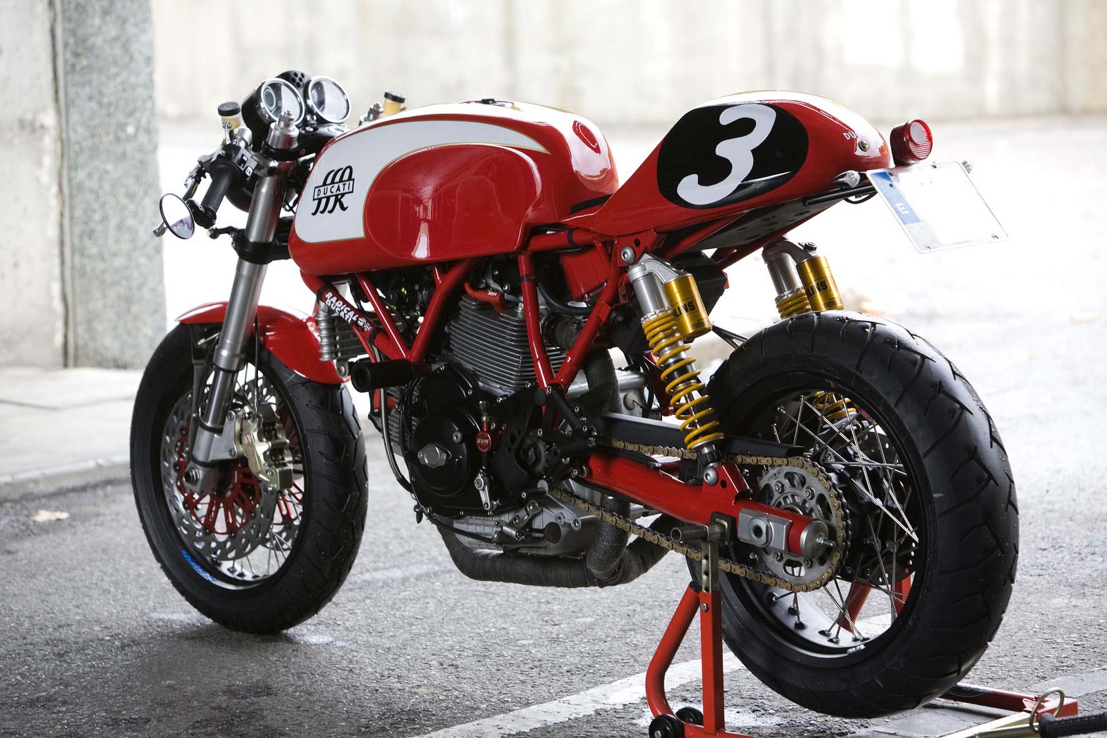 Radical Ducati Café Veloce Radical-ducati-cafe-veloce-9