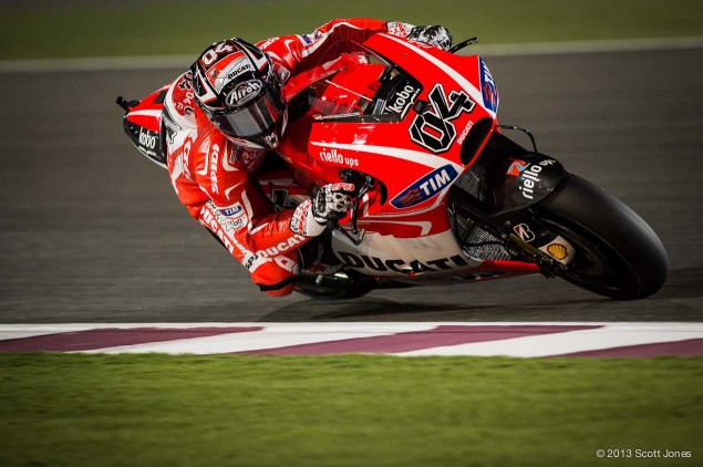 [ Moto GP ] 2013 BlaBla   - Page 10 Thursday-Qatar-GP-MotoGP-Scott-Jones-10-635x422