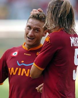 JUVENTUS MaGaZiNe - صفحة 9 Totti-mexes