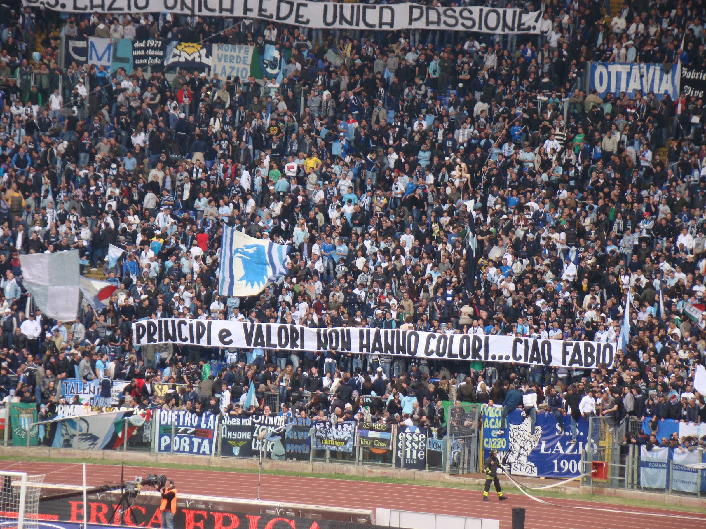 S.S Lazio 1-2 AS Roma ( 34ème journée ) - Page 17 0910lazioroma_DSC07921