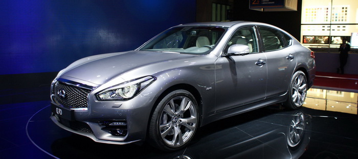 باريس 2014 : انفنيتي Q70 المحسنة . . تصميم محدث ومحرك ديزل جديد Toot_b16690ee3b