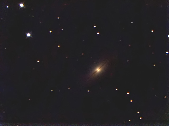 Ngc 7814, une spirale vue de profil dans Pégase N7814webcam