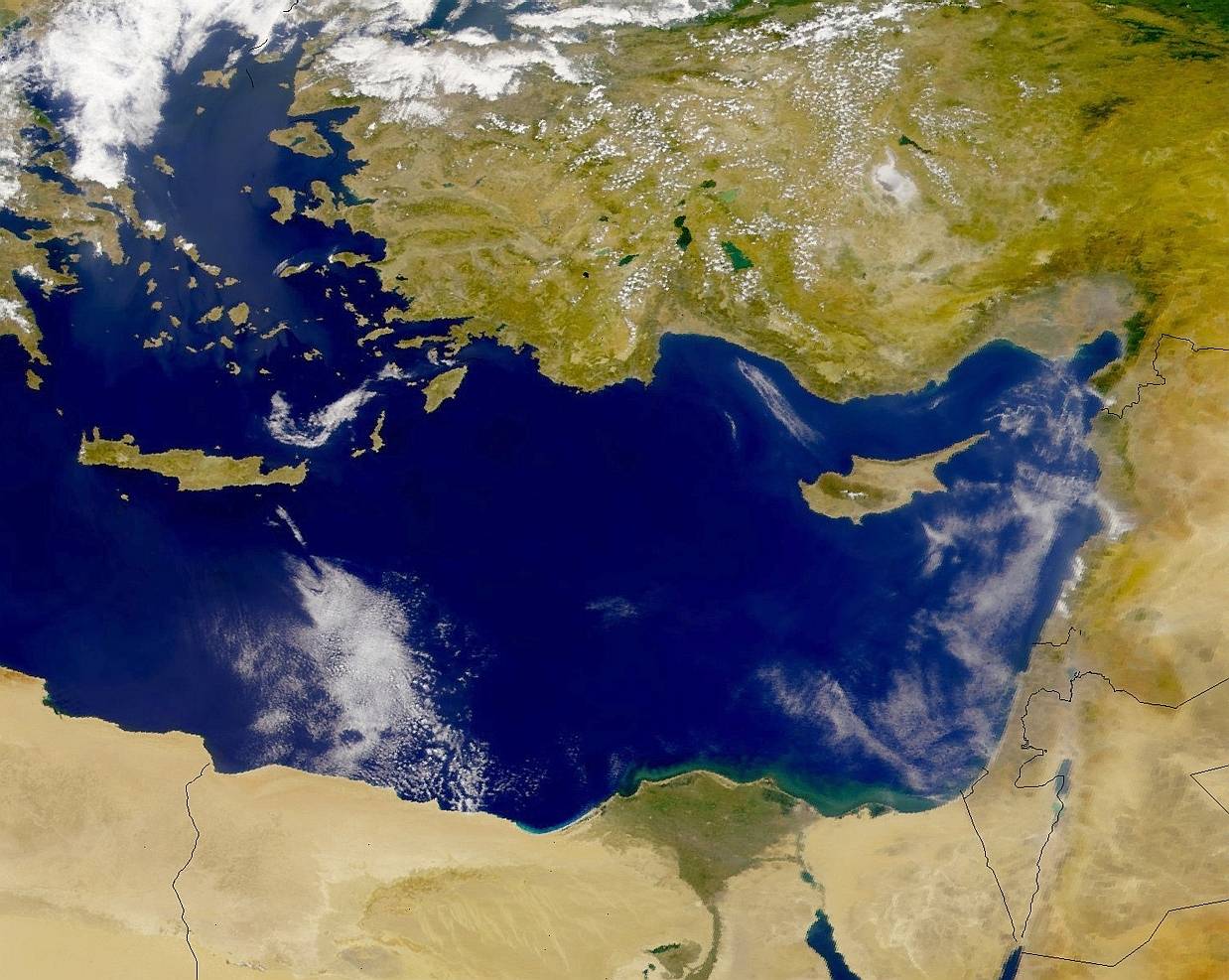 Vers un retour de la marine russe en Méditerrannée Terre-mediterranee-est-27jun00