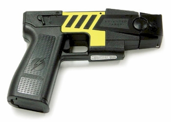 Mellma ! - Page 4 Taser-m18l-advanced