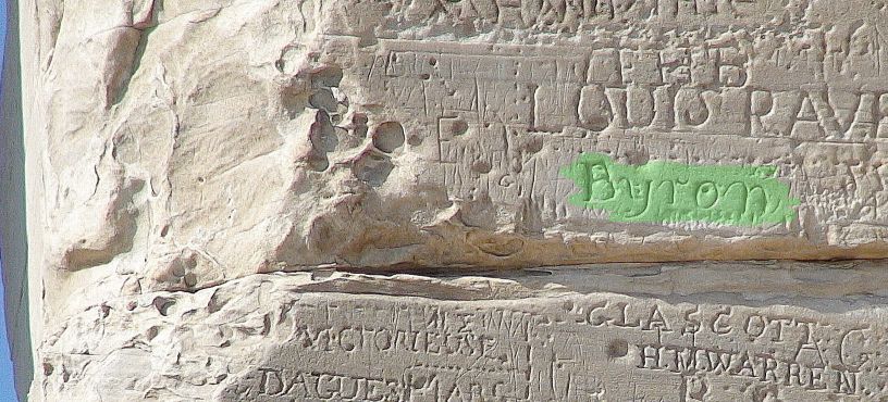 Los graffitis en los monumentos del Antiguo Egipto Byron-signature