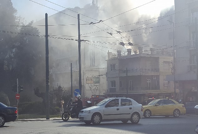 ΕΚΤΑΚΤΟ: Μεγάλη φωτιά στη λεωφόρο Συγγρού- Καίγεται γνωστό εστιατόριο της Αθήνας 15994741_10206026134971329_4217717548185386511_o