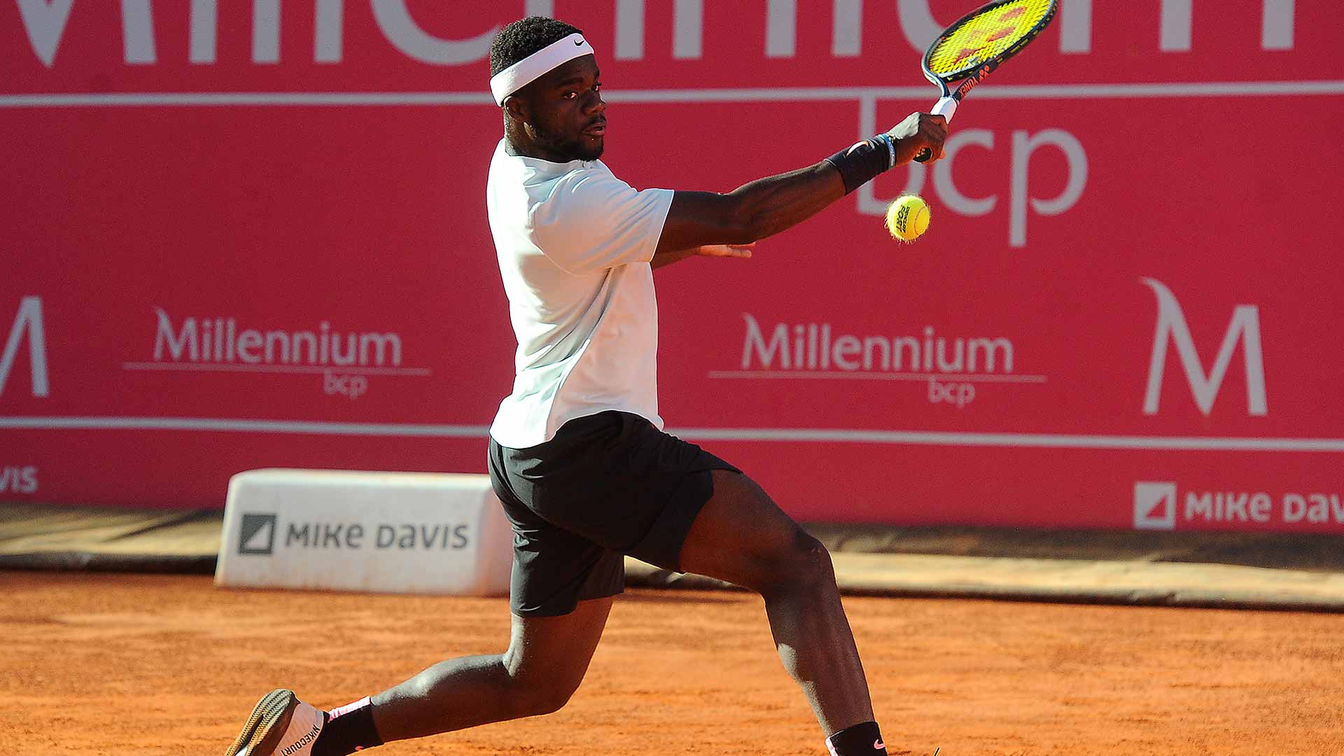 ATP ESTORIL 2018 - Page 2 Tiafoe-estoril-2018-monday