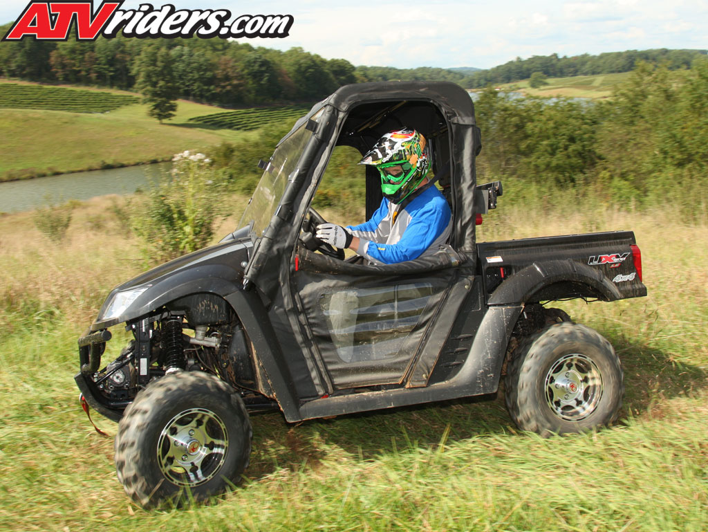 Kymco 500 UXV to be on next episode of DirtTrax TV Kymco-2010-uxv-500-le-utv-sxs-black-roost