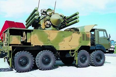 دفــــاع جـــــوي متيــــــن..... Pantsir-S-Demonstrator-2S