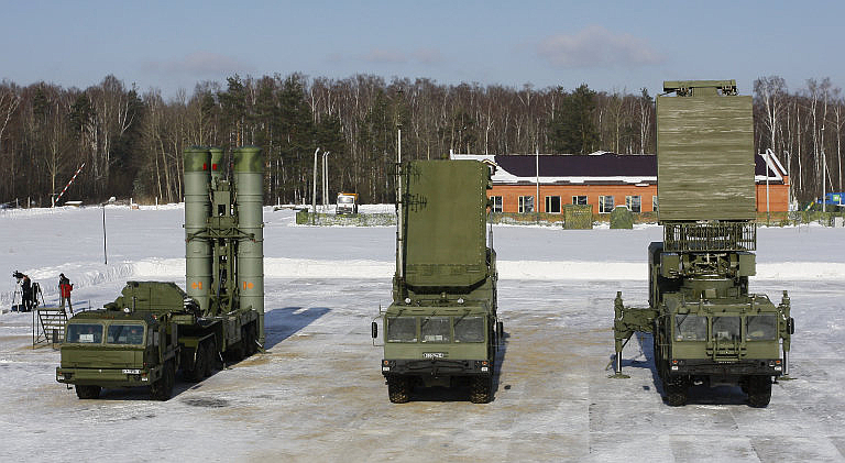 موسوعه الرادارت الروسيه فئه  X-band / VHF-Band / L-Band / UHF Band / S-Band S-400-Battery-Components-Missiles.ru-2S