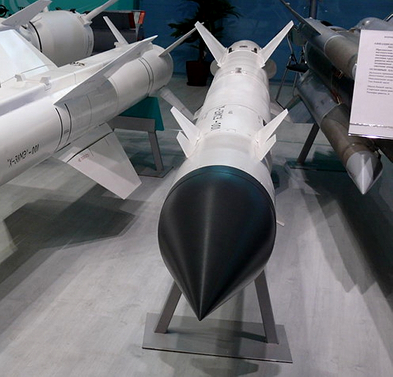 الطائرات التي ينتجها العملاق الروسي سوخوي. Kh-25MP-ARM-1S