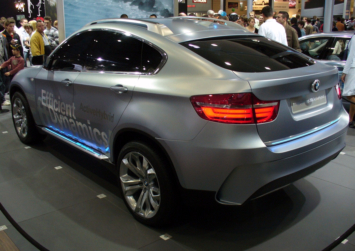 bmw x6 ------ BMW_Concept_X6_Active_Hybrid_13