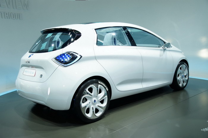 صور السيارة الكهربائية Renault Zoe Renault-zoe-2012-hints-next-clio-1