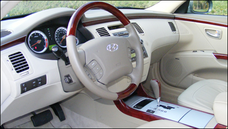 Hyundai series 2008 ادخل وشوف!!! 2008-hyundai-azera-i02