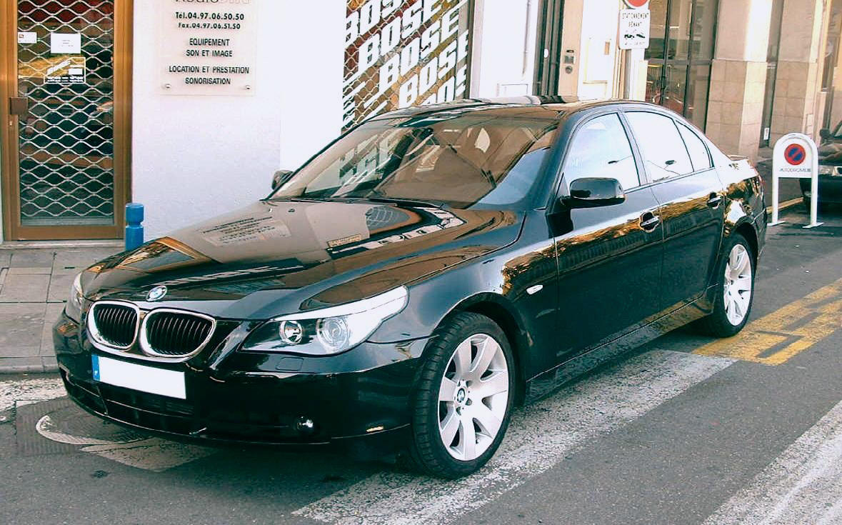 موسوعة كاملة لسيارات  BMW Bmw_530ia