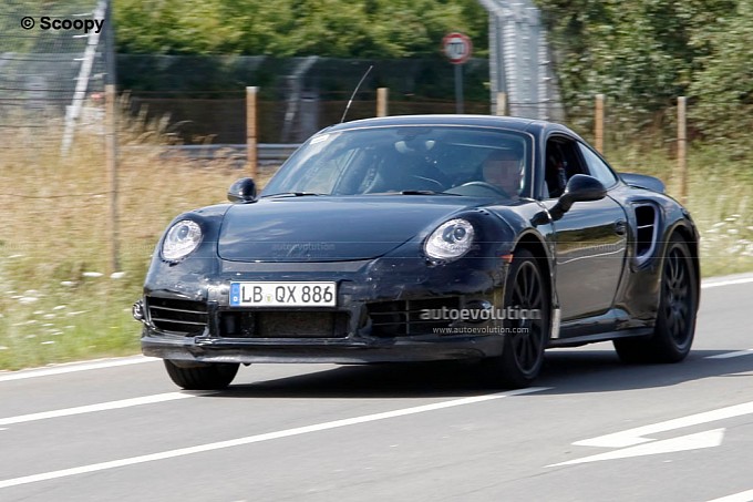 991 Turbo Spyshots-2013-porsche-911-turbo-991-medium_1